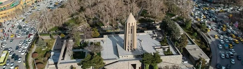 آرامگاه ابن سینا، مدفن دانشمند بزرگ ایرانی